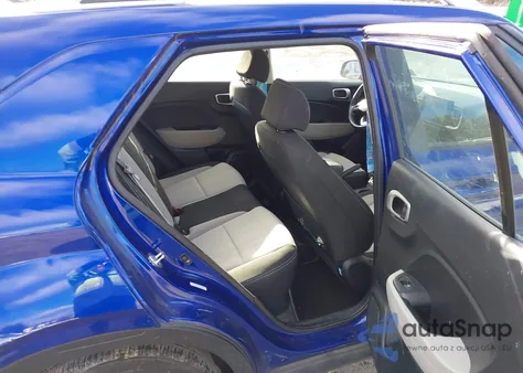 2022 Hyundai Venue Sel from USA, damaged, VIN KMHRC8A37NU141066